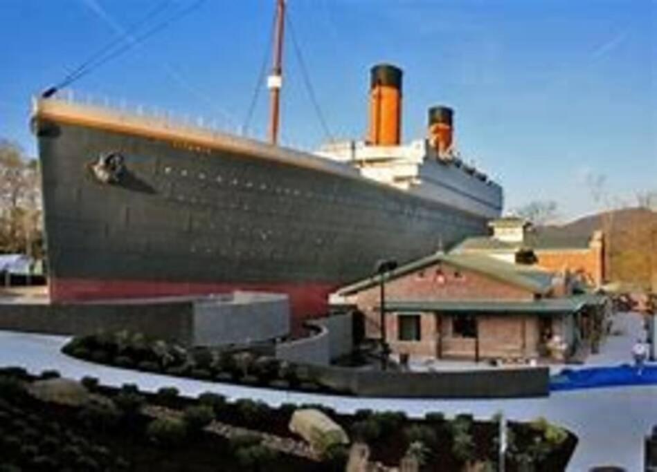 1 Mi To Dollywood Mins To All Attractions & Gsmnp Sevierville Buitenkant foto